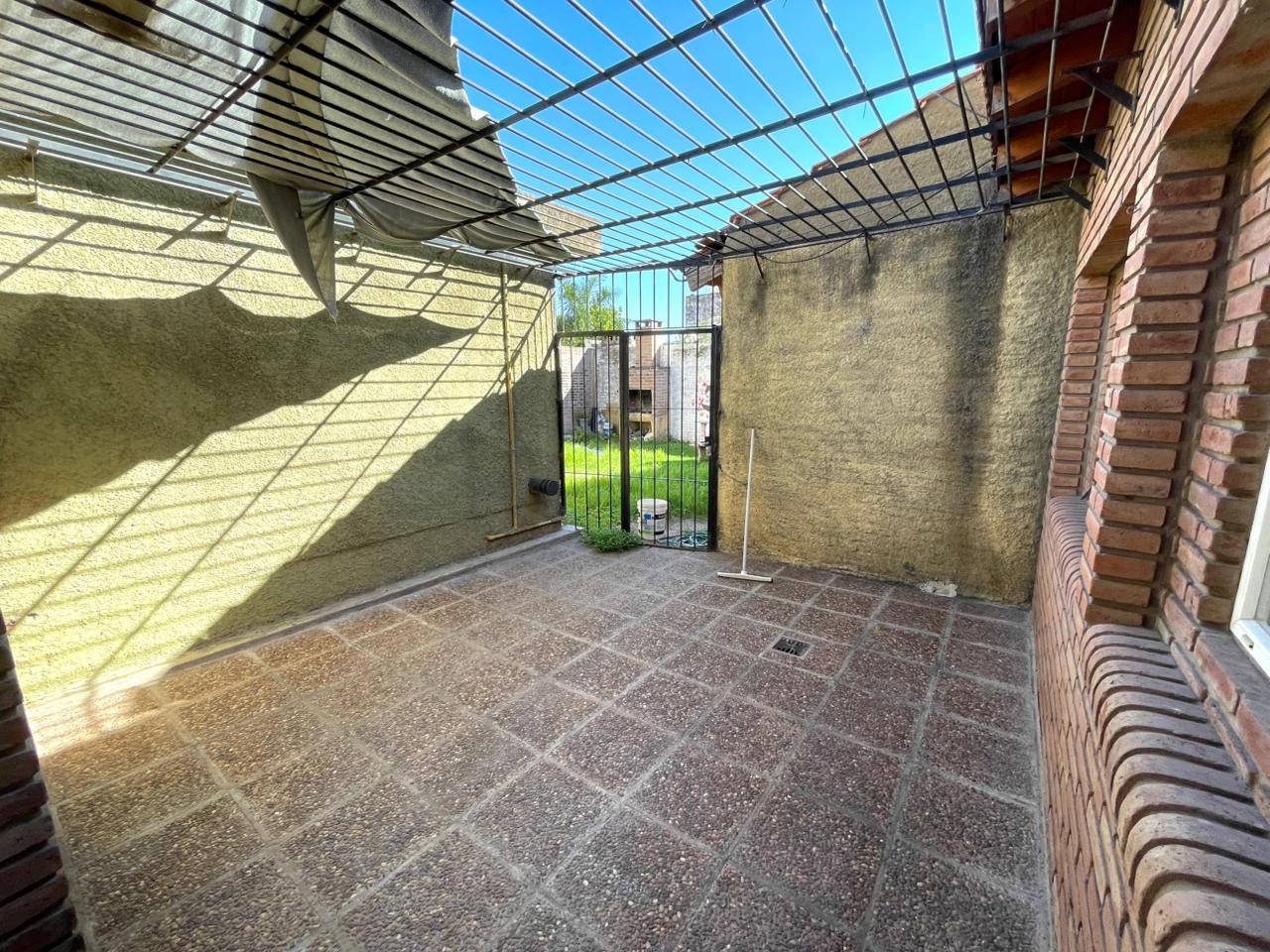CASA EN ALQUILER PARA USO COMERCIAL ALTO ALBERDI