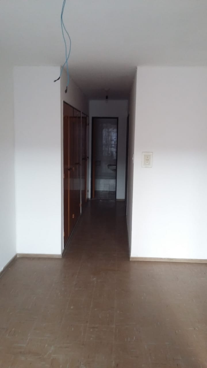 Excelente Departamento sobre Avenida Colon !!!!
