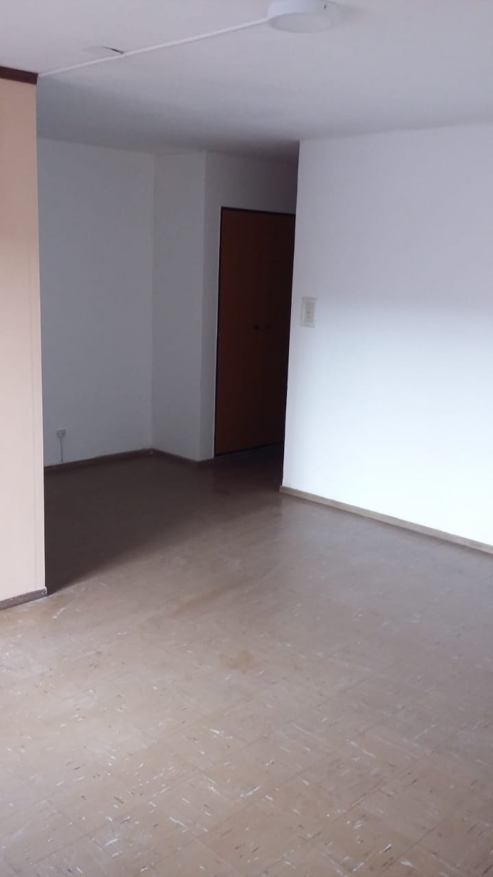 Excelente Departamento sobre Avenida Colon !!!!