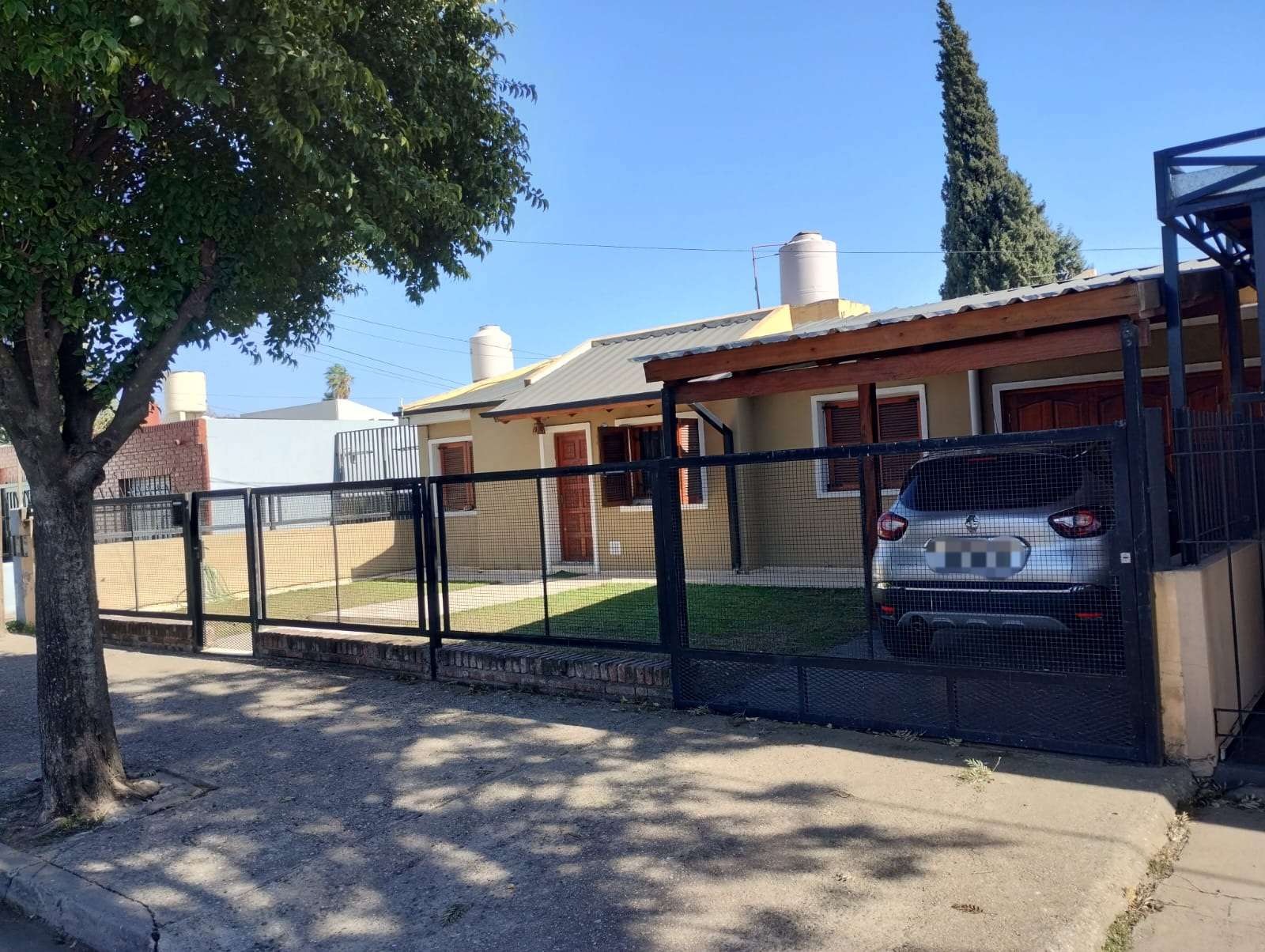 CASA EN MARQUES, 3 DORMITORIOS. EXCELENT