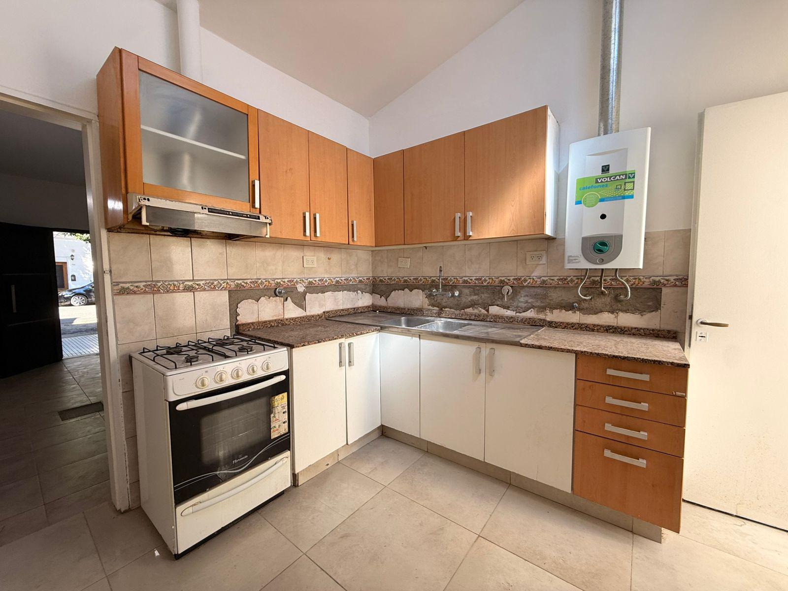 CASA EN VENTA COFICO 4 DORM, CAMPILLO 700, RECIBO MENOR  FINANCIO