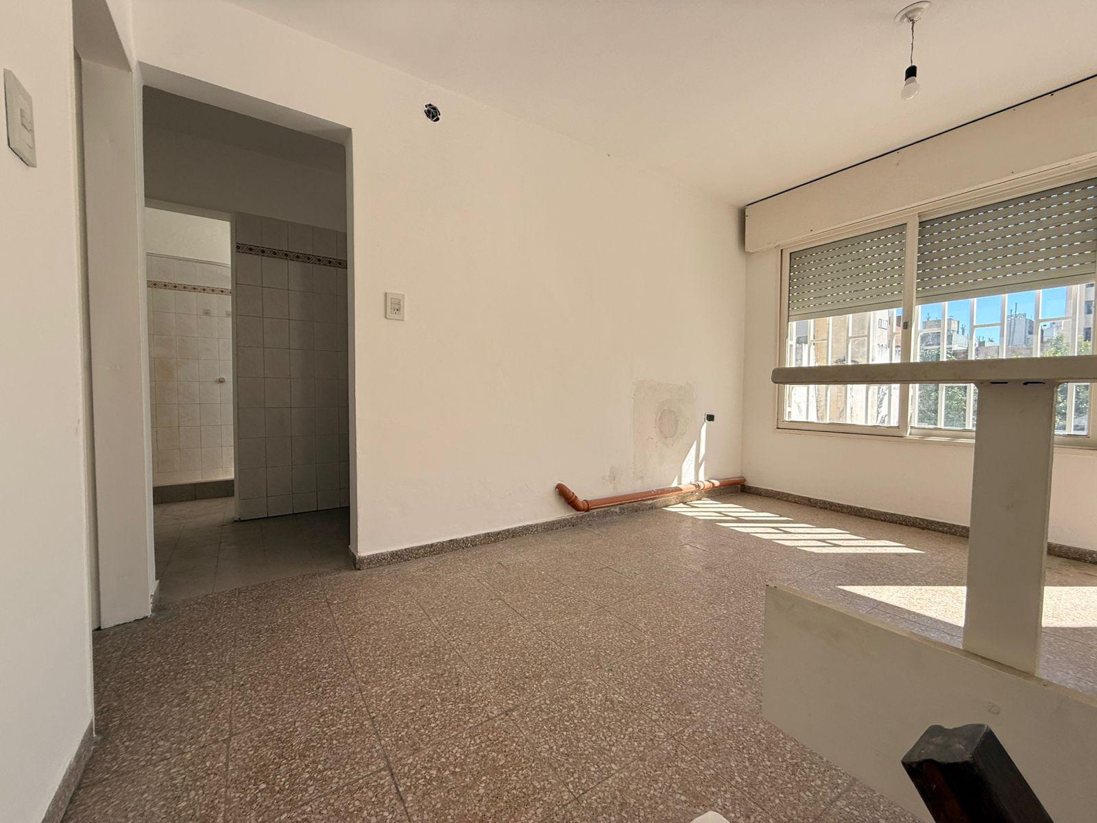 CASA EN VENTA COFICO 4 DORM, CAMPILLO 700, RECIBO MENOR  FINANCIO