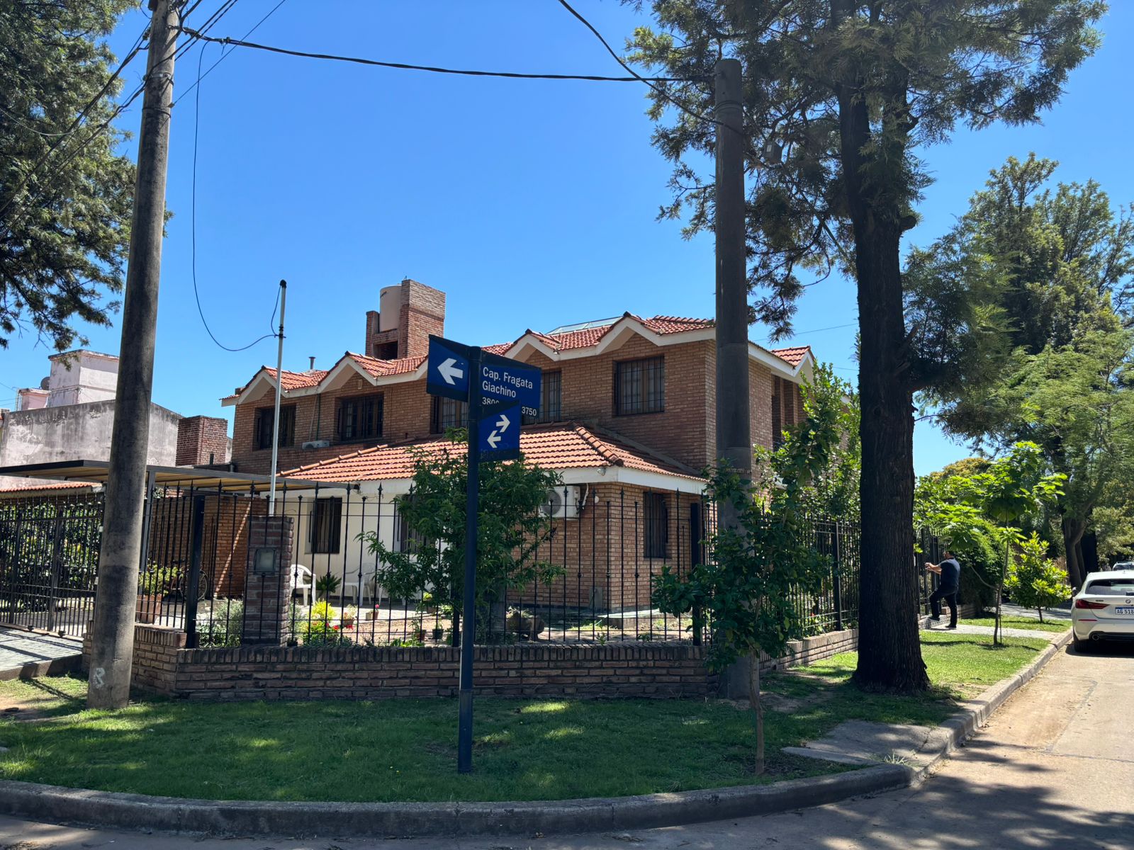 JARDINES DEL JOCKEY CASA EN ALQUILER COMERCIAL DE 2 DORMITORIOS