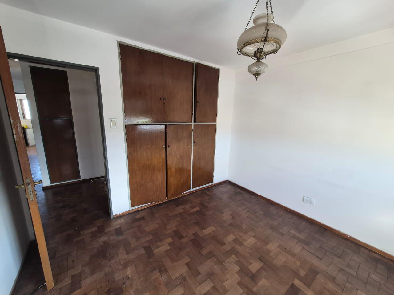 Semi piso de 2 dormitorios en venta - Barrio General Paz