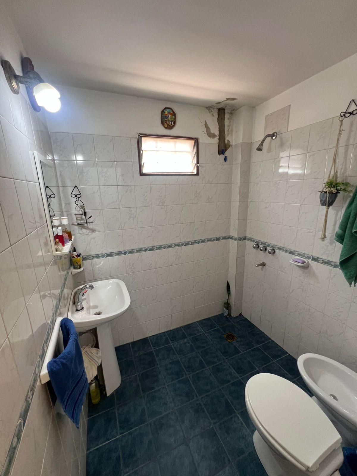 OPORTUNIDAD - CASA EN VENTA 2 DORMITORIOS - BARRIO RESIDENCIAL SANTA ANA