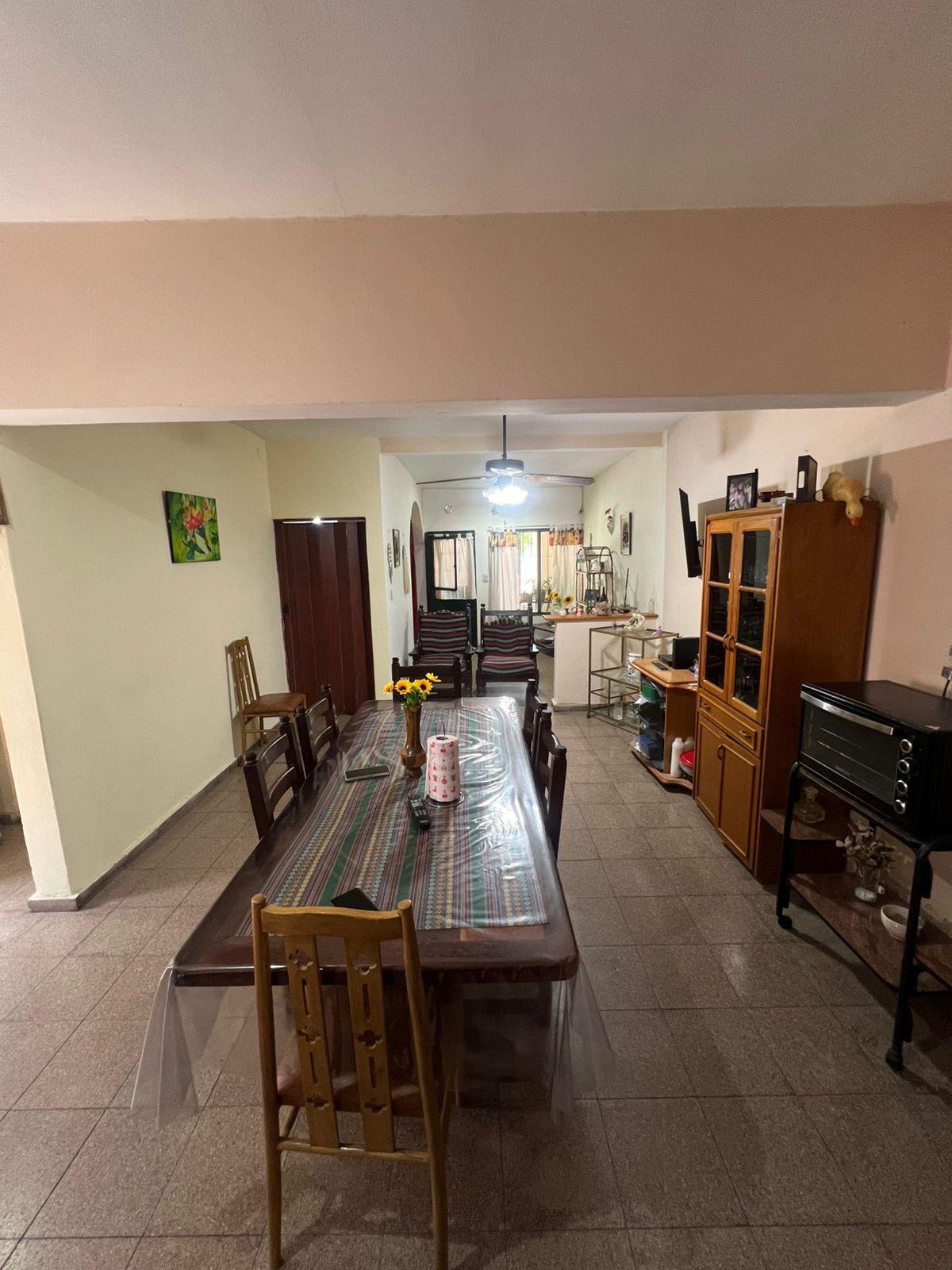 OPORTUNIDAD - CASA EN VENTA 2 DORMITORIOS - BARRIO RESIDENCIAL SANTA ANA
