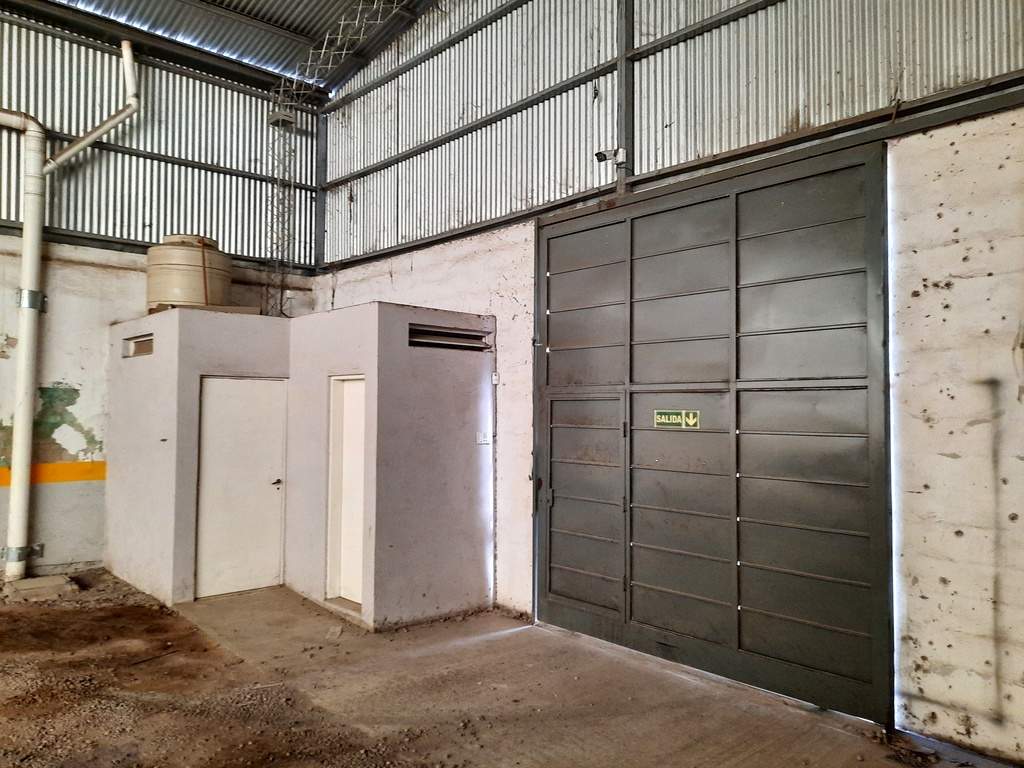 GALPON EN VENTA BARRIO OBSERVATORIO CORDOBA CAPITAL  EXCELENTE UBICACION COMERCIAL