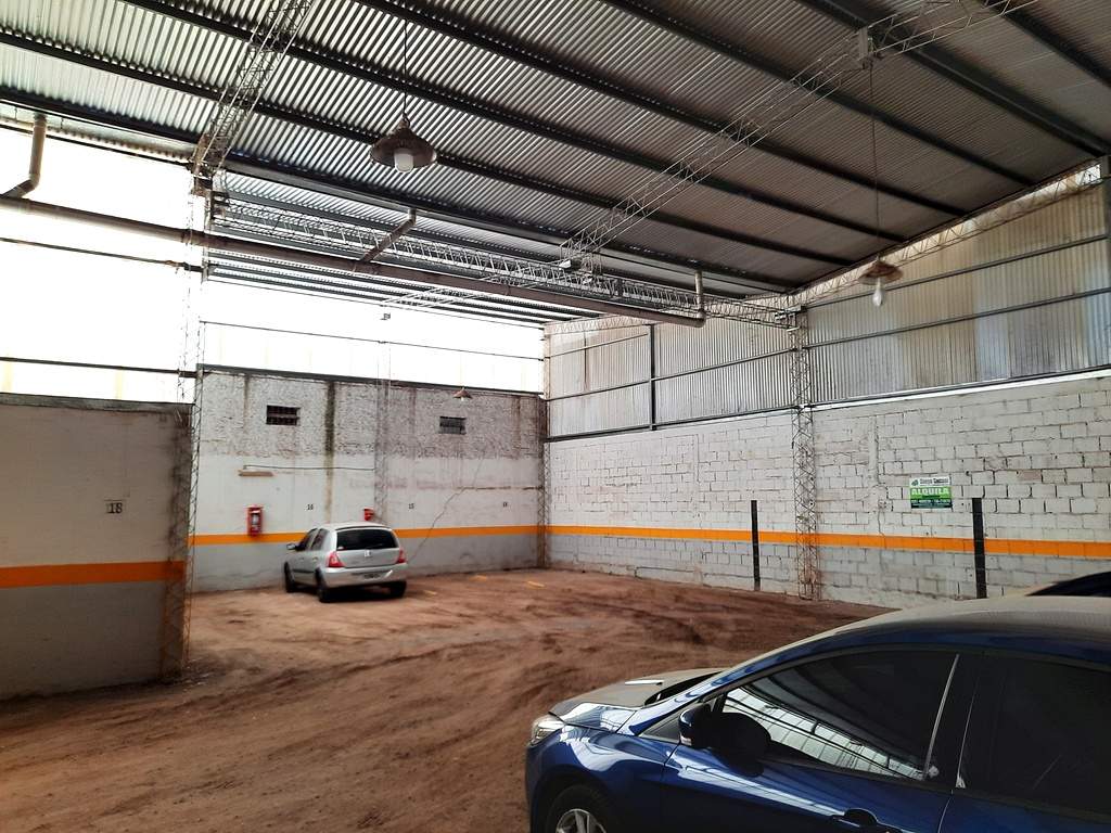 GALPON EN VENTA BARRIO OBSERVATORIO CORDOBA CAPITAL  EXCELENTE UBICACION COMERCIAL