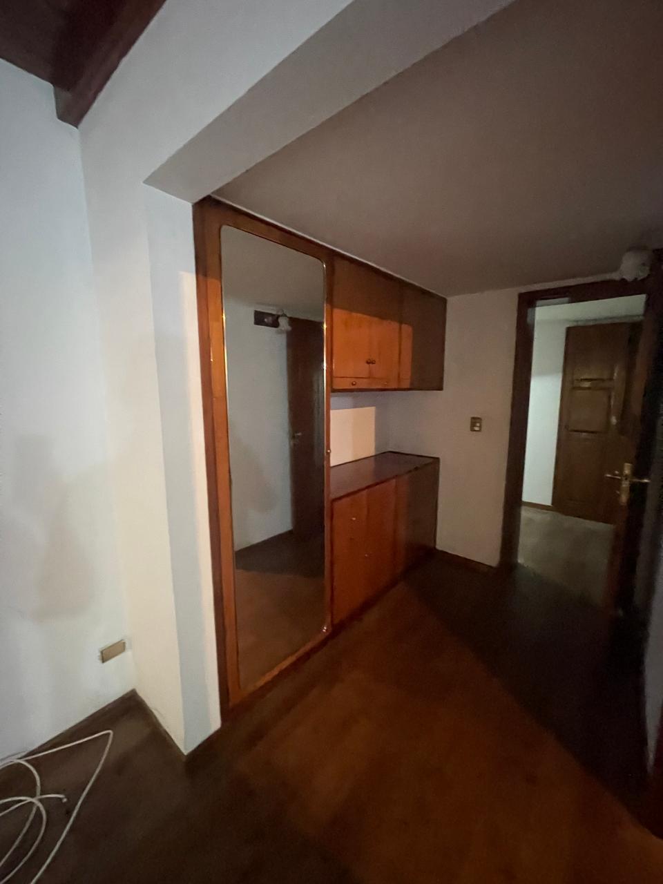 CASA EN ALQUILER - CERRO DE LAS ROSAS - 3 D EN PLANTA BAJA - PARQUE -QUINCHO Y PILETA