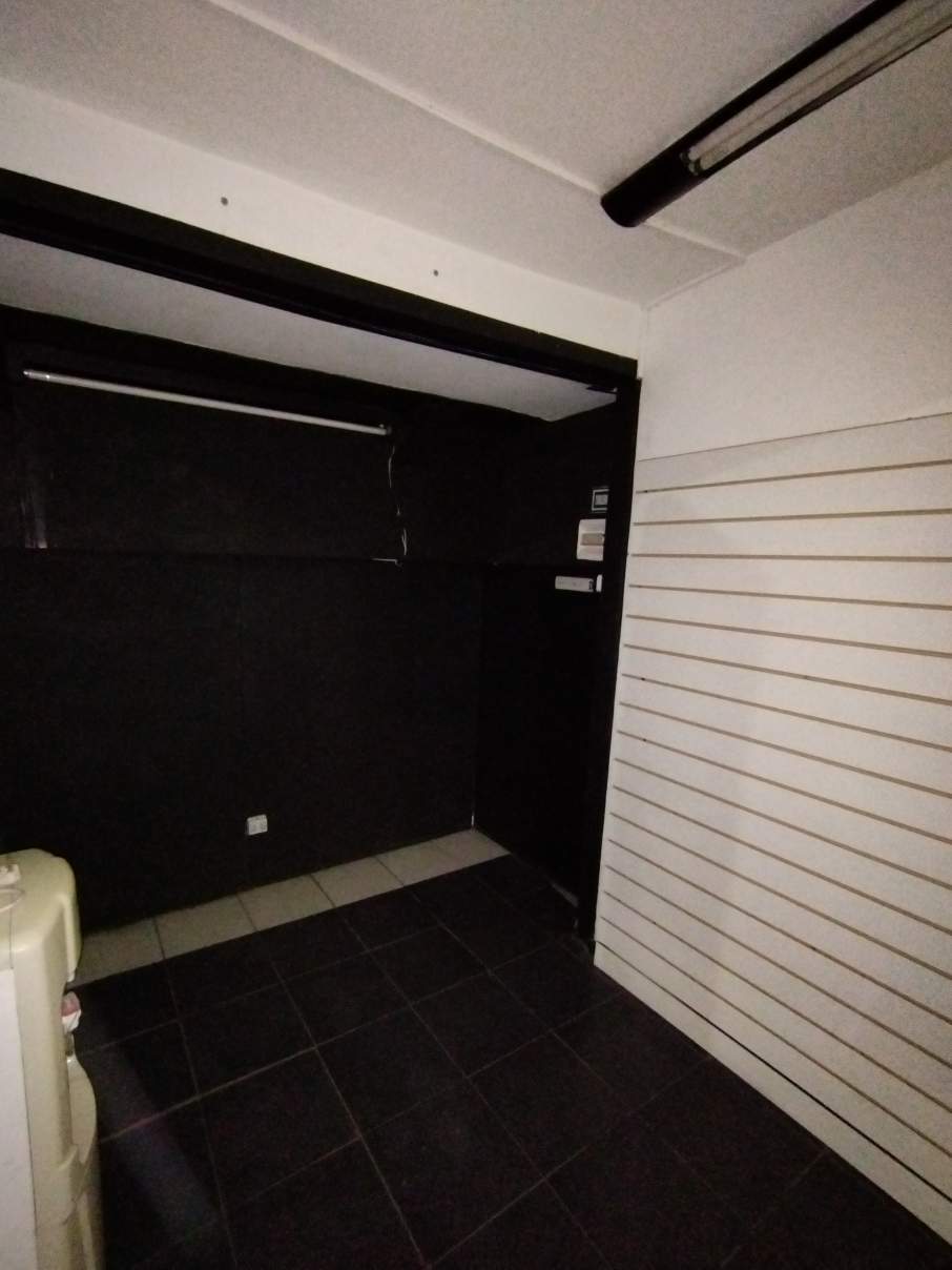 Local en Galería Libertad!!! en plena zona céntrica!!!!!