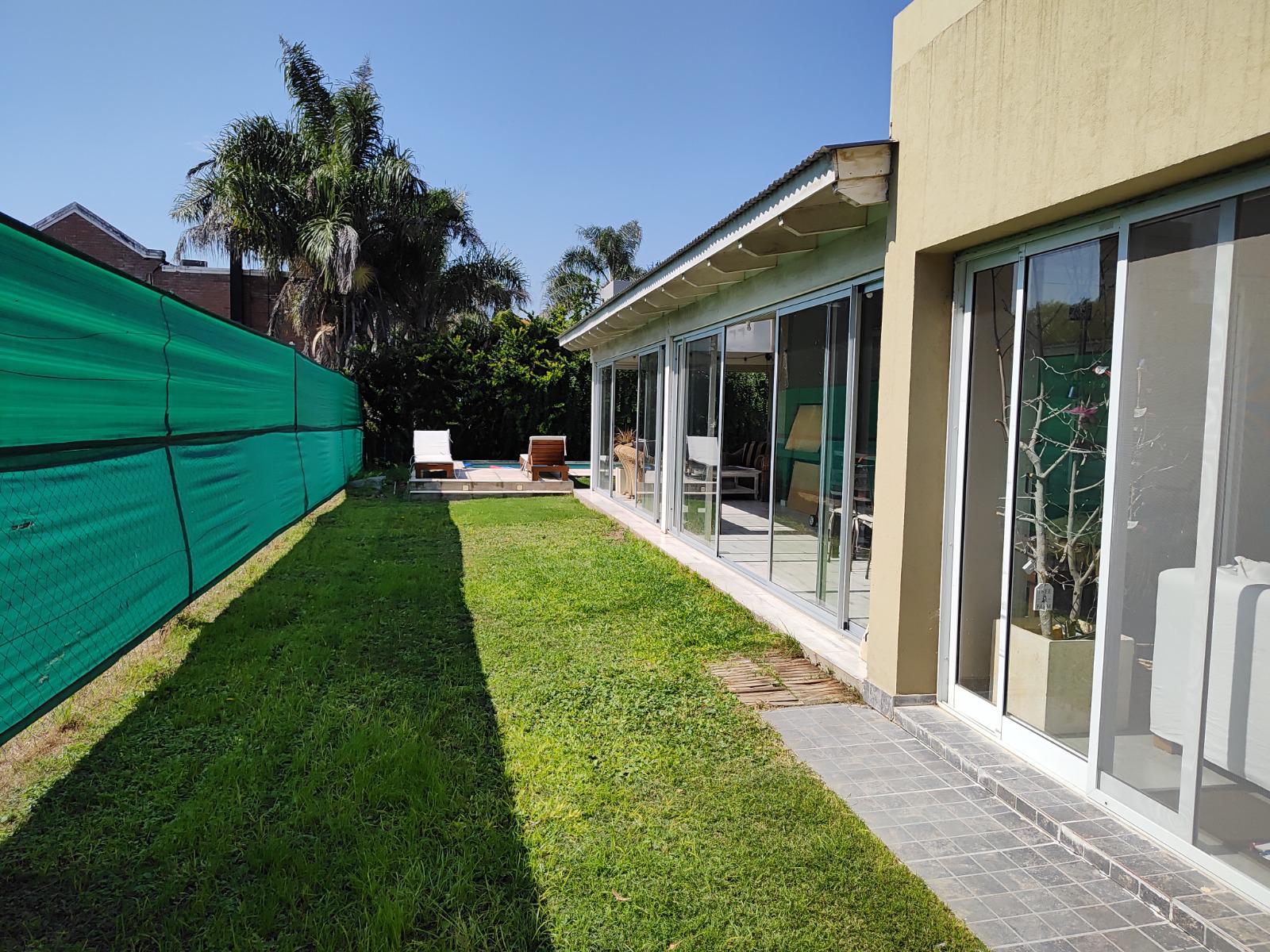 LA ESTANZUELA - CASA 3 DORM