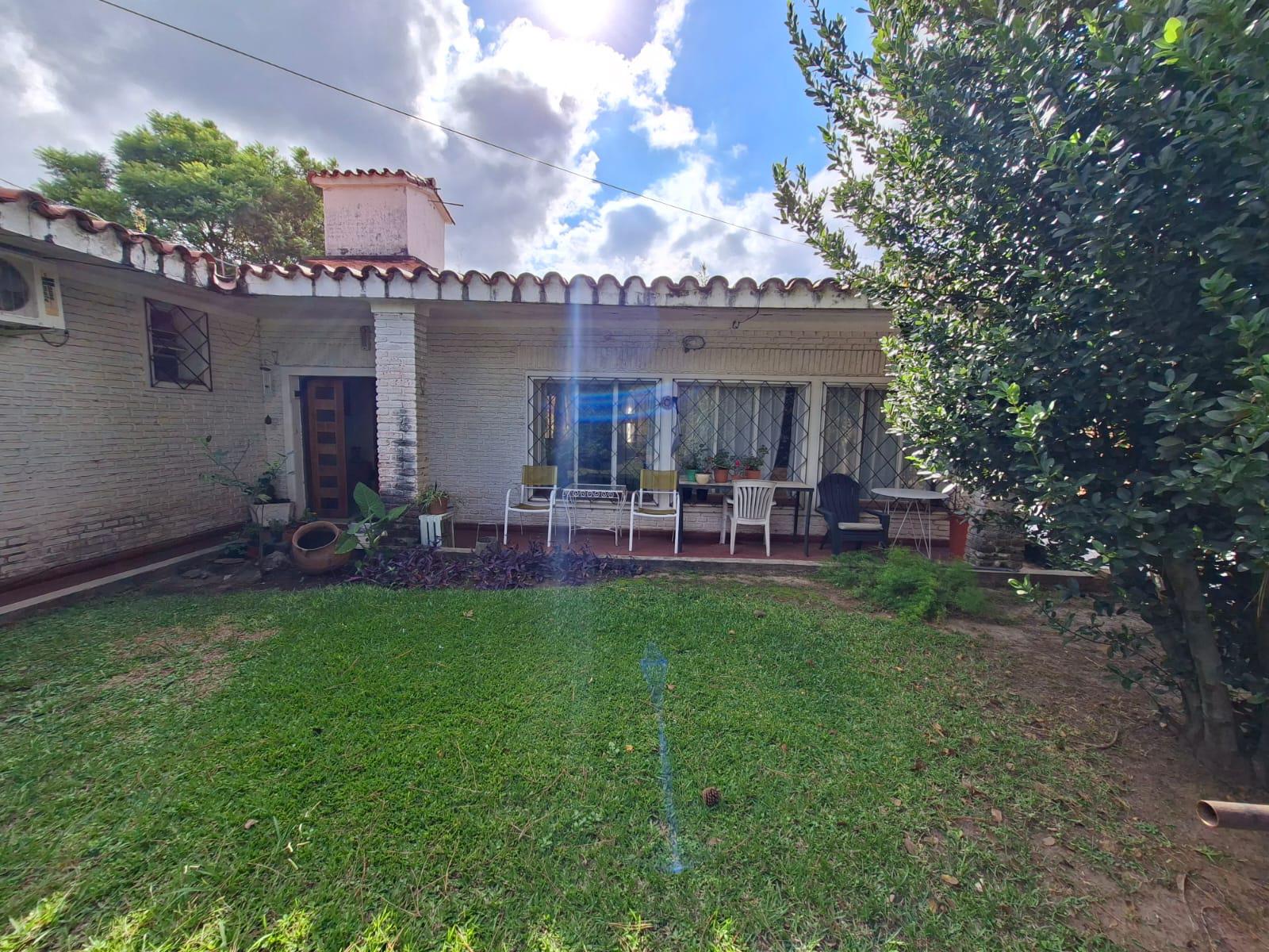 OPORTUNIDAD CERRO DE LAS ROSAS - CASA 6 DORM