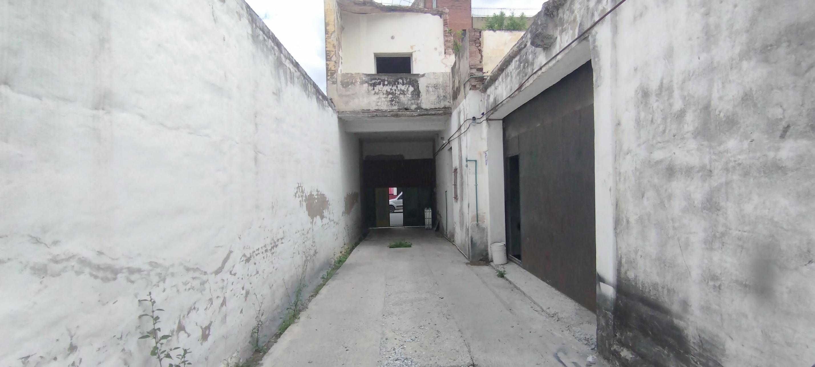 Terreno 450M para Alquiler sobre Av. Alem!