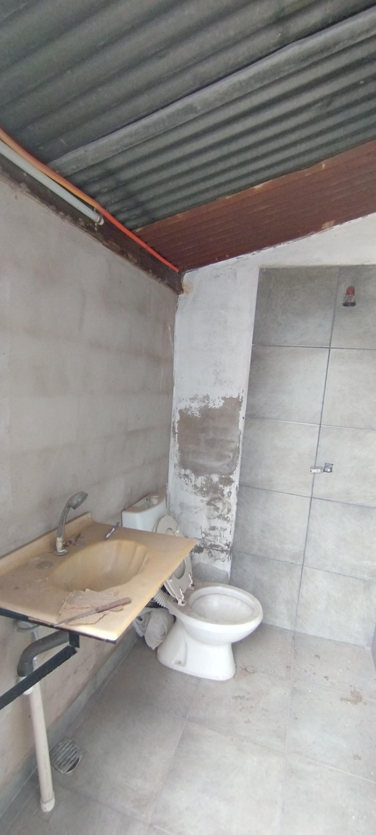 Terreno 450M para Alquiler sobre Av. Alem!