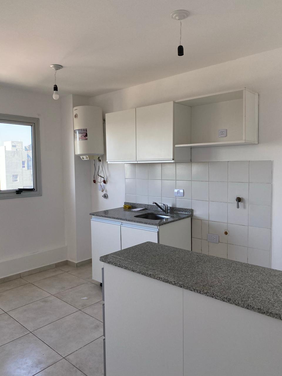 DEPARTAMENTO EN VENTA  B ALTO ABERDI. 1 DORM. CON PILETA Y VISTA A LAS SIERRAS.