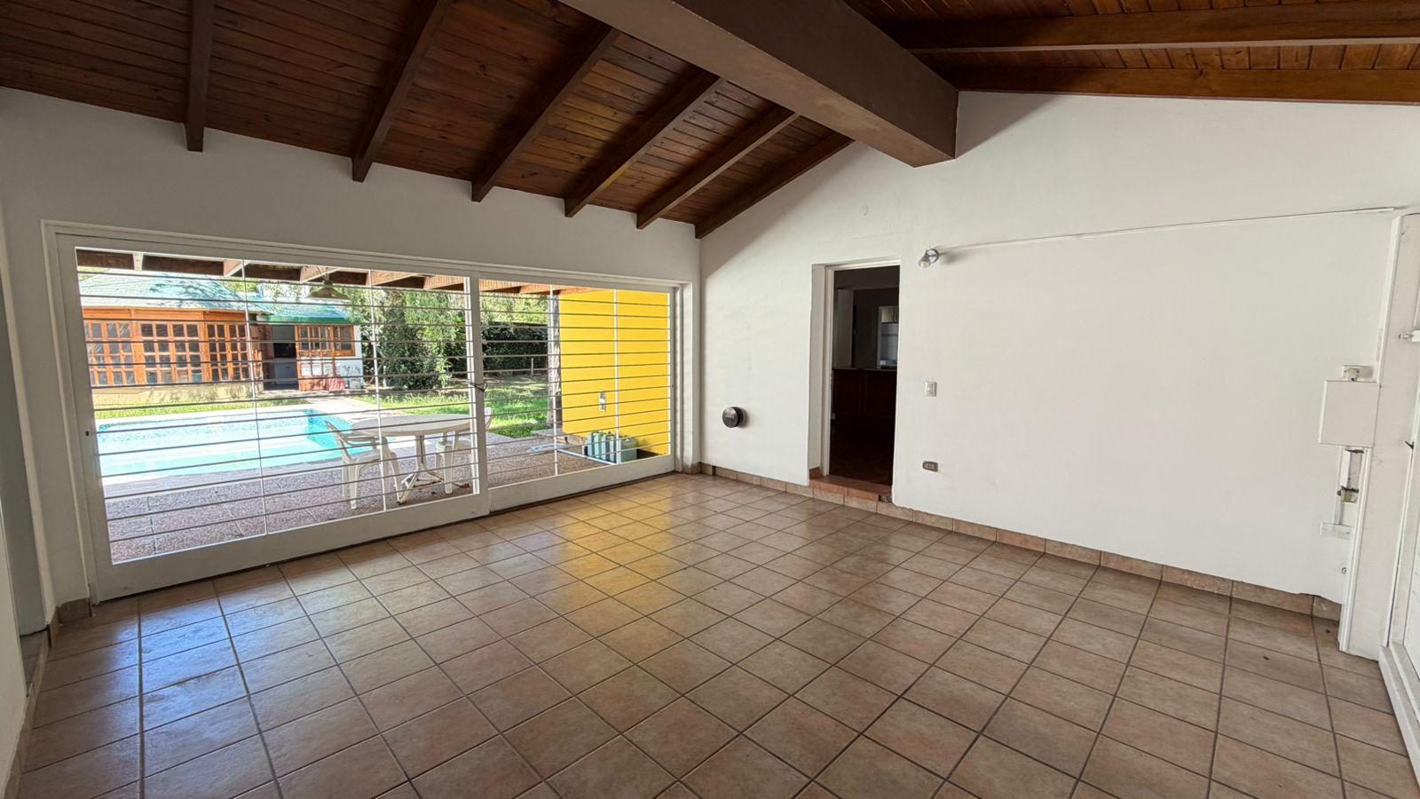 Casa en alquiler 3 dormitorios en Granja de Funes