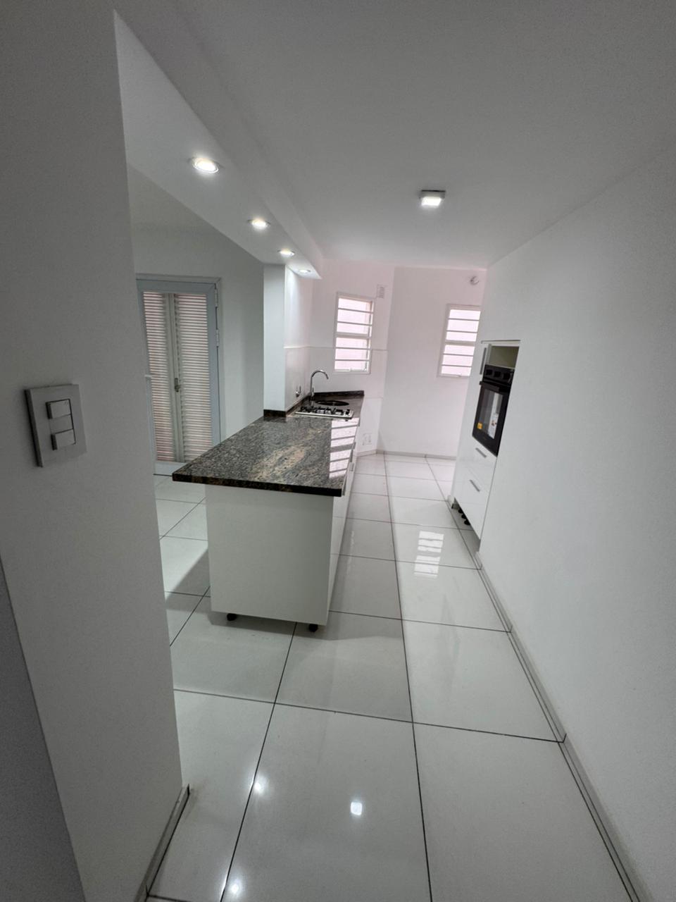 Casa 3 dormitorios - Bajo General Paz