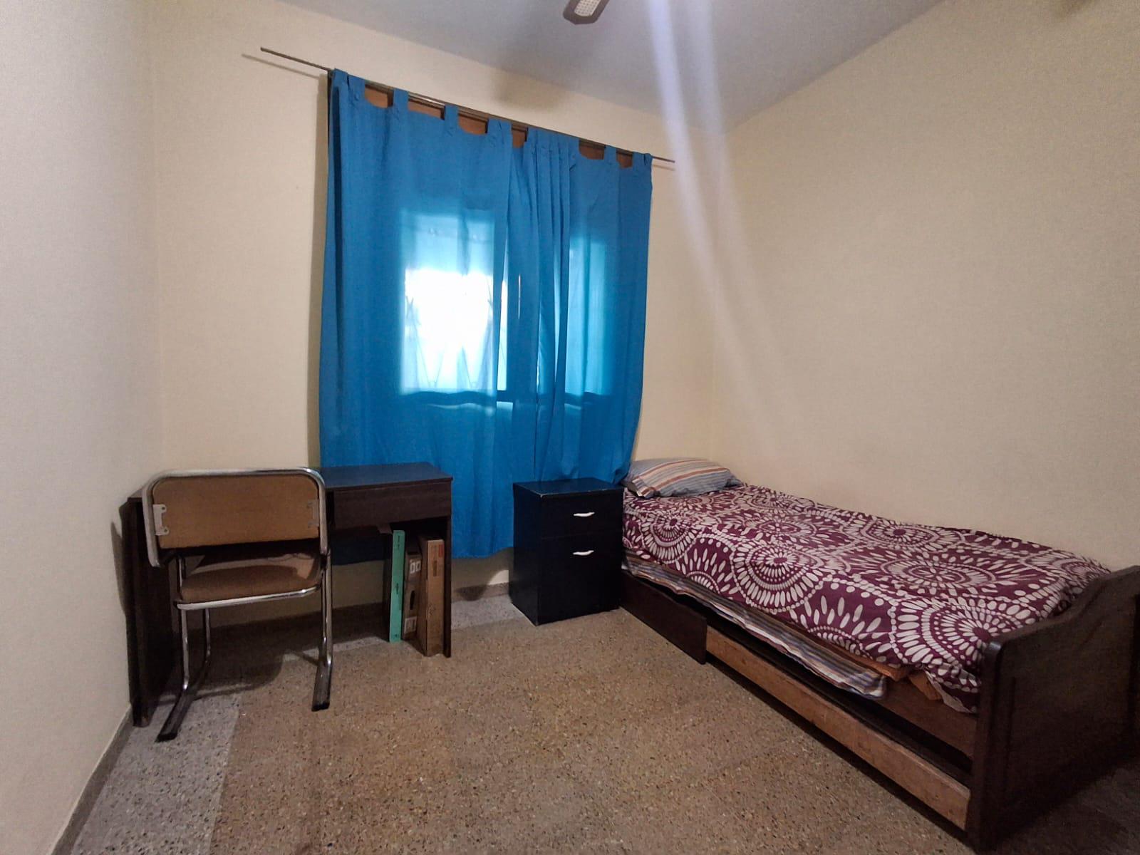 VENTA CASA  AMEGHINO NORTE - 3 DORMITORIOS Y DEPARTAMENTO COCHERA DOBLE