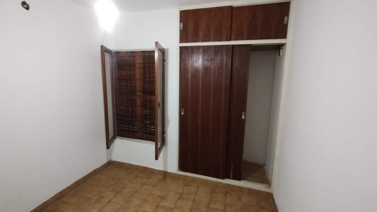 Amplia casa de 2 Dormitorios en Matienzo - Gran patio