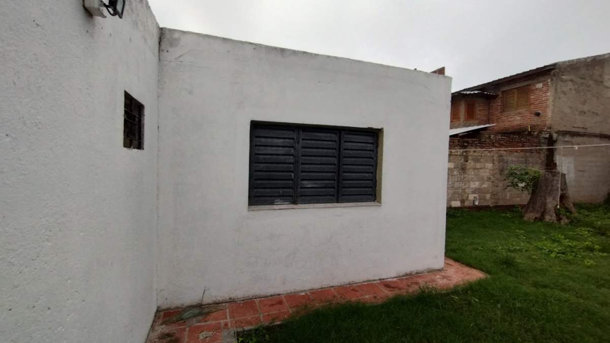 Amplia casa de 2 Dormitorios en Matienzo - Gran patio