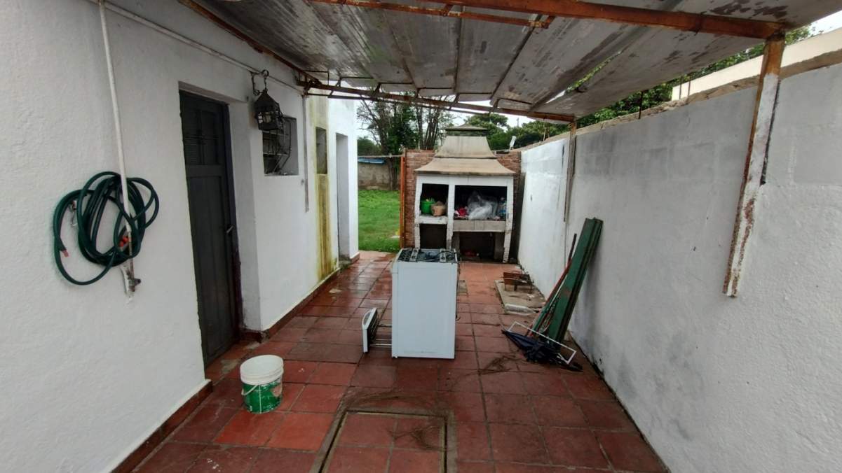 Amplia casa de 2 Dormitorios en Matienzo - Gran patio
