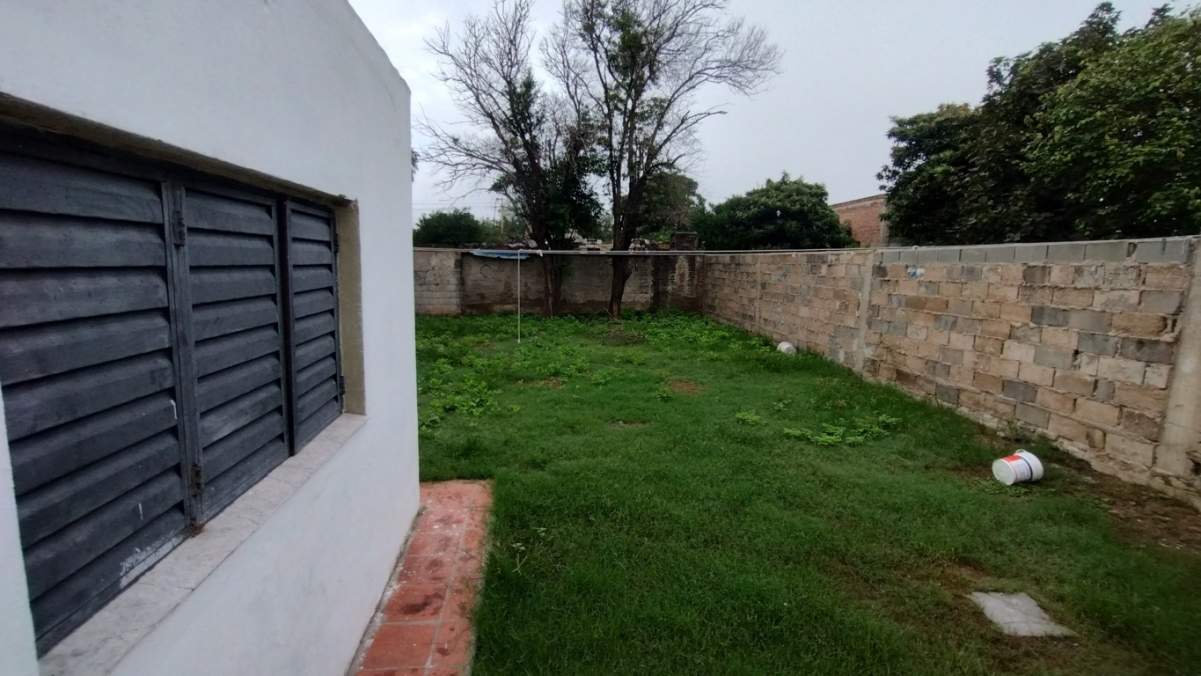 Amplia casa de 2 Dormitorios en Matienzo - Gran patio