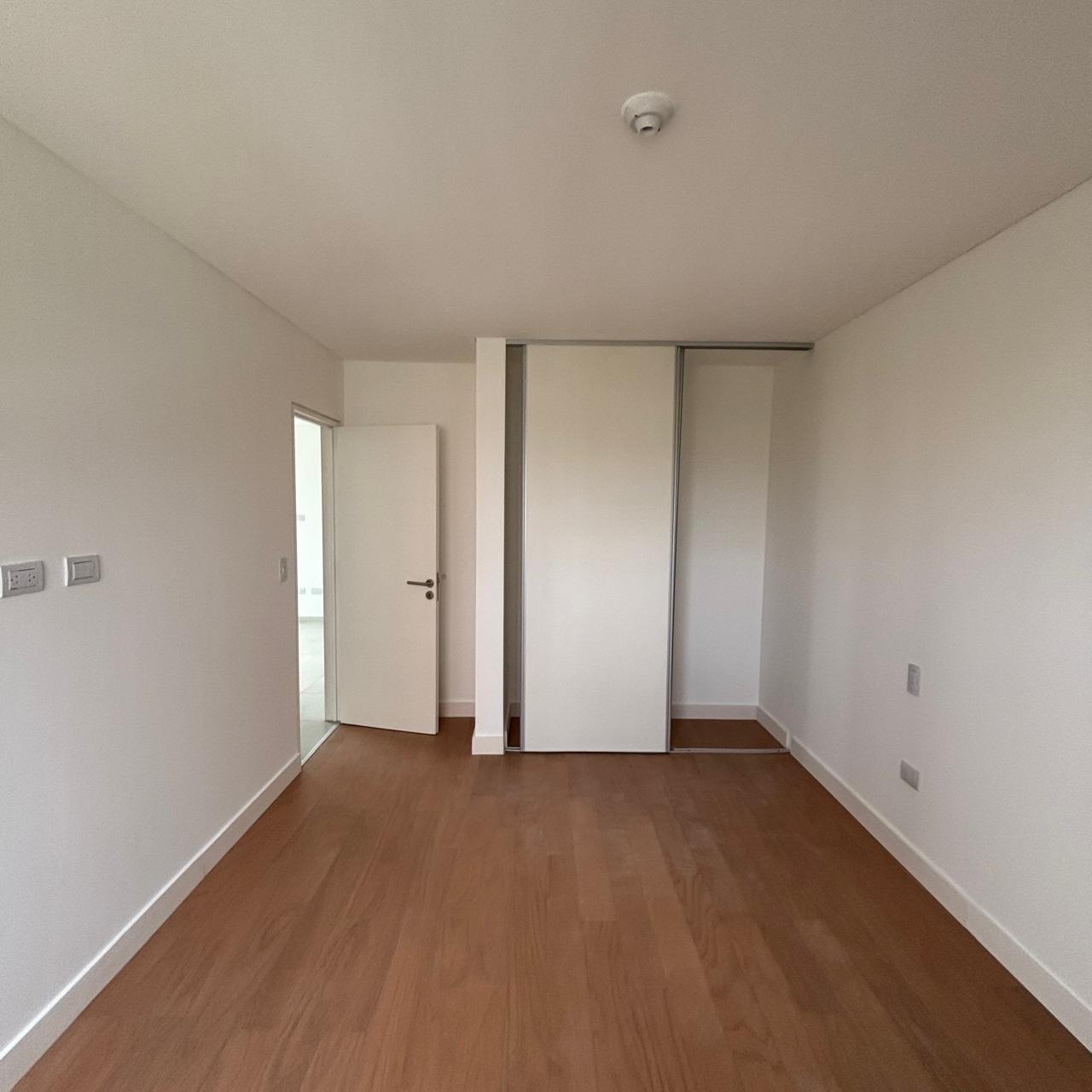 ALQUILER MANANTIALES PILARES DE MANANTIALES TORRE MISTOL