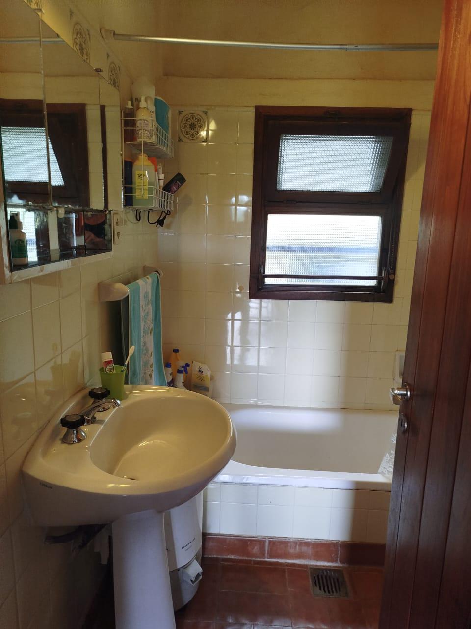 Venta de 2 casas, todos los servicios, amobladas, con Escritura perfecta