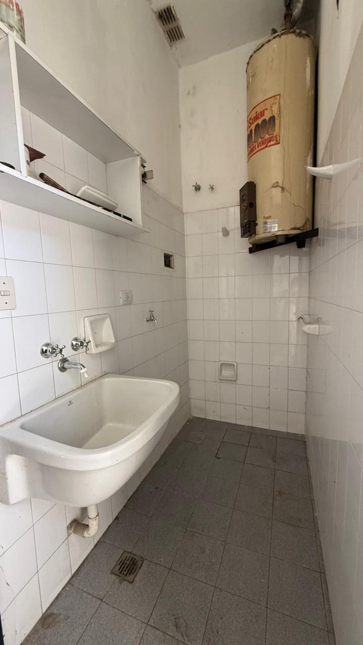 VENTA CASA 4 DORMITORIOS BARRIO MAIPU