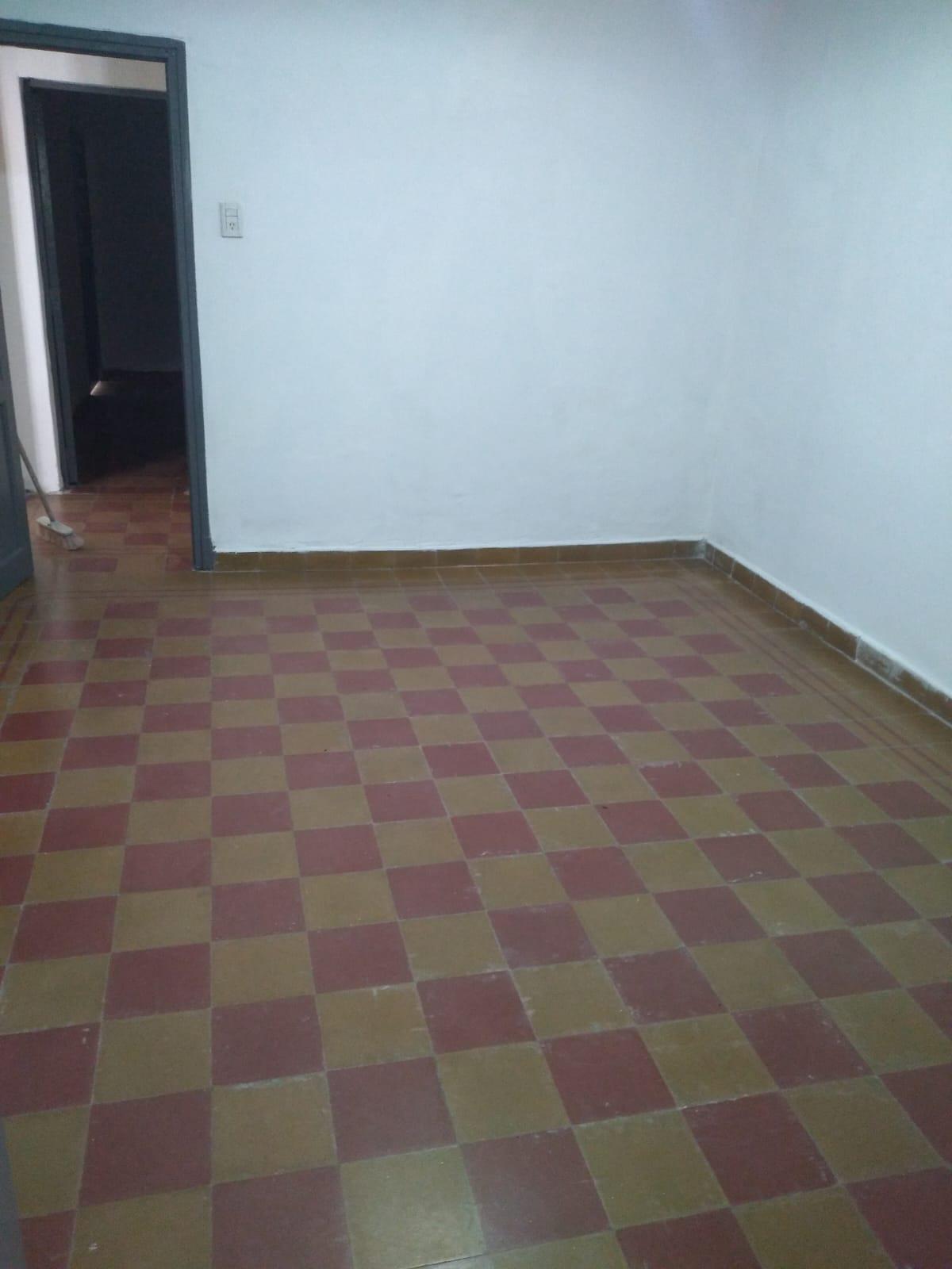 Alquilo casa 2 dorm ccoch. Observatorio.