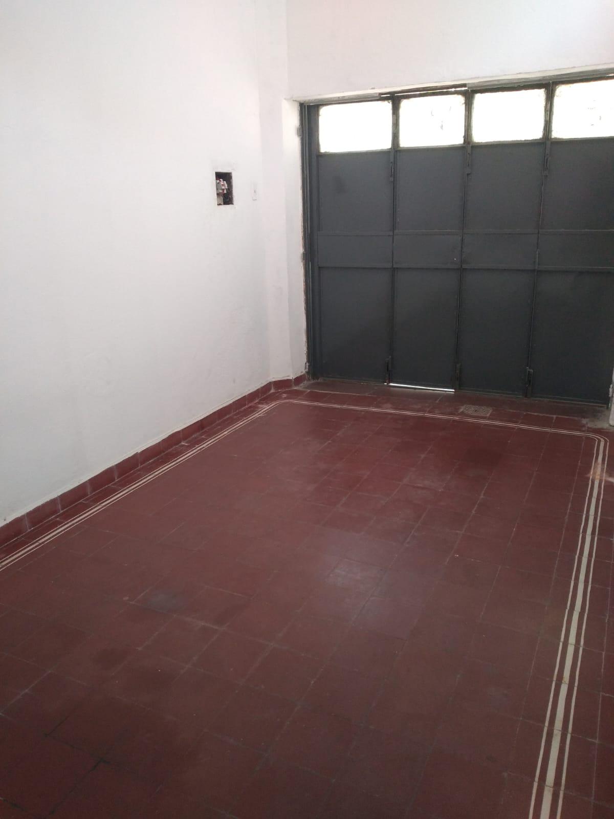 Alquilo casa 2 dorm ccoch. Observatorio.