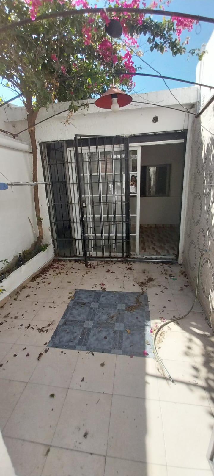 CASA EN ALQUILER DOS DORMITORIOS EN ALTO ALBERDI