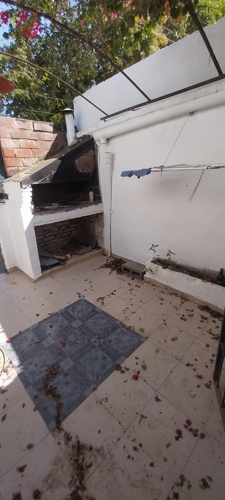 CASA EN ALQUILER DOS DORMITORIOS EN ALTO ALBERDI