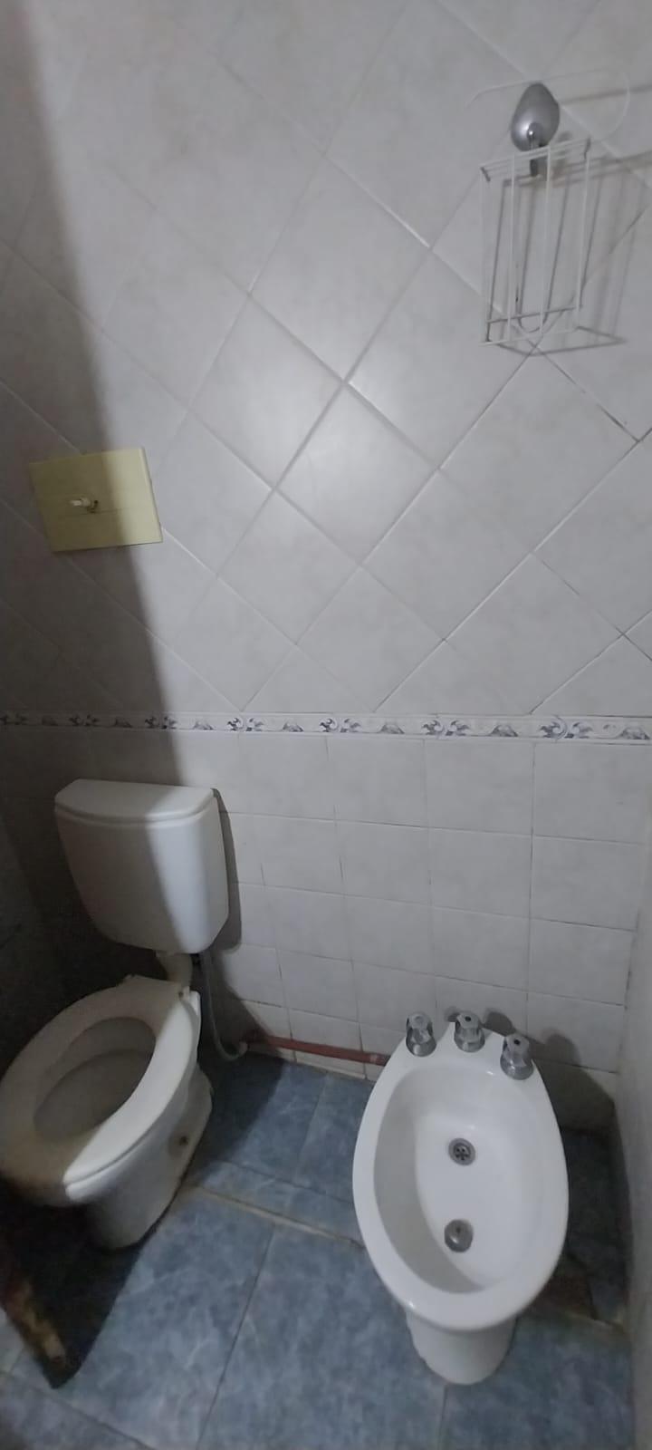 CASA EN ALQUILER DOS DORMITORIOS EN ALTO ALBERDI