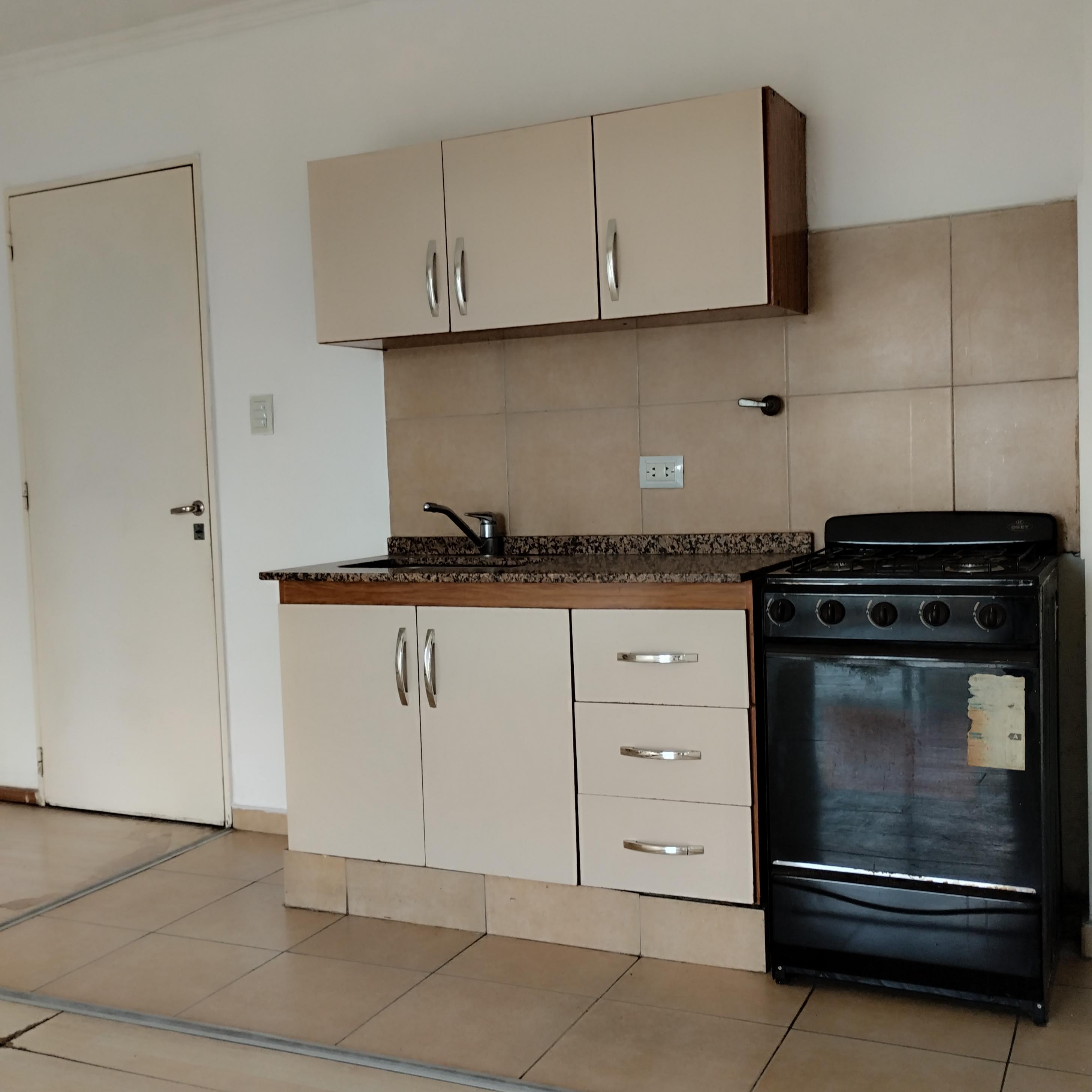 Cofico, depto 1 habit-balcon- excelente ubicación