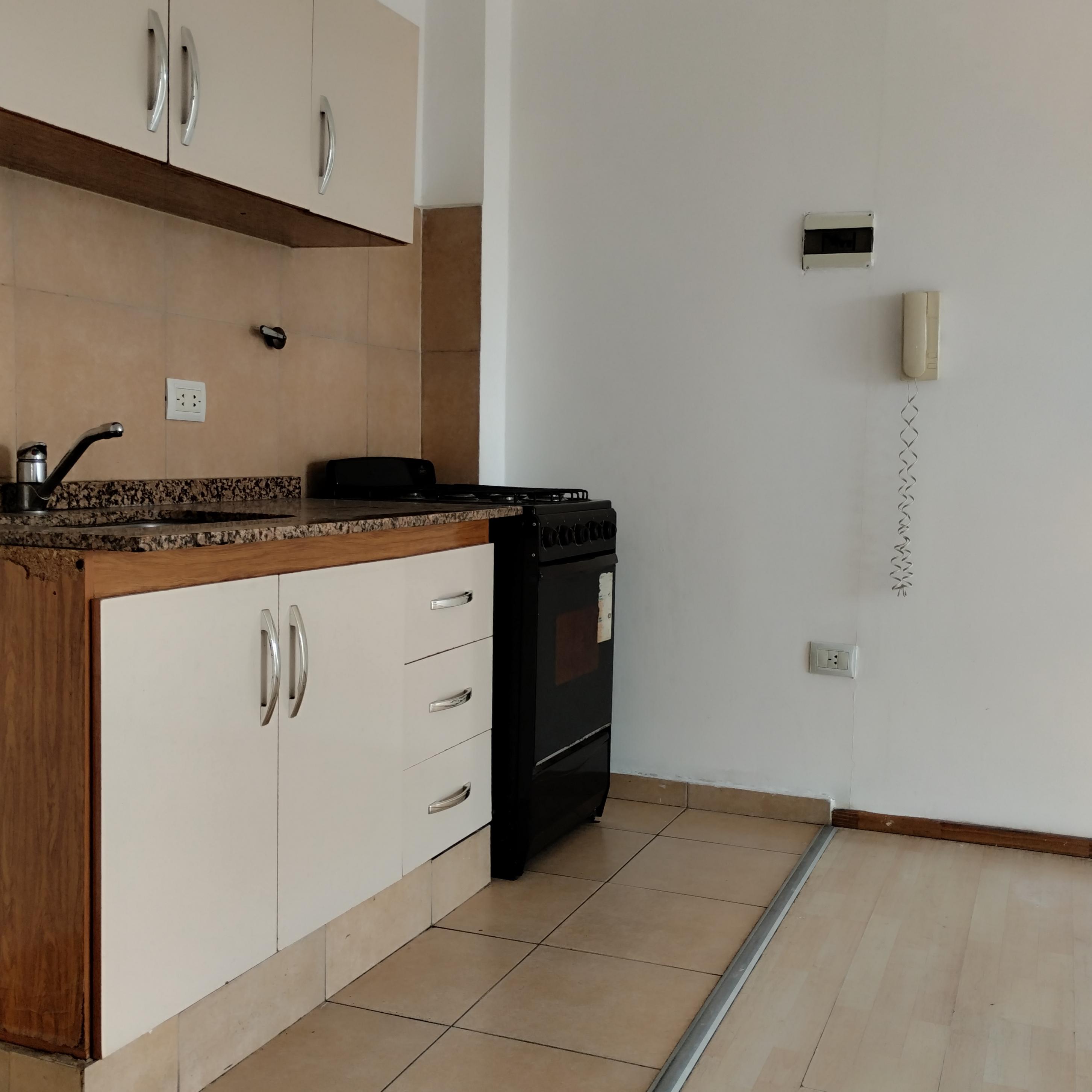 Cofico, depto 1 habit-balcon- excelente ubicación