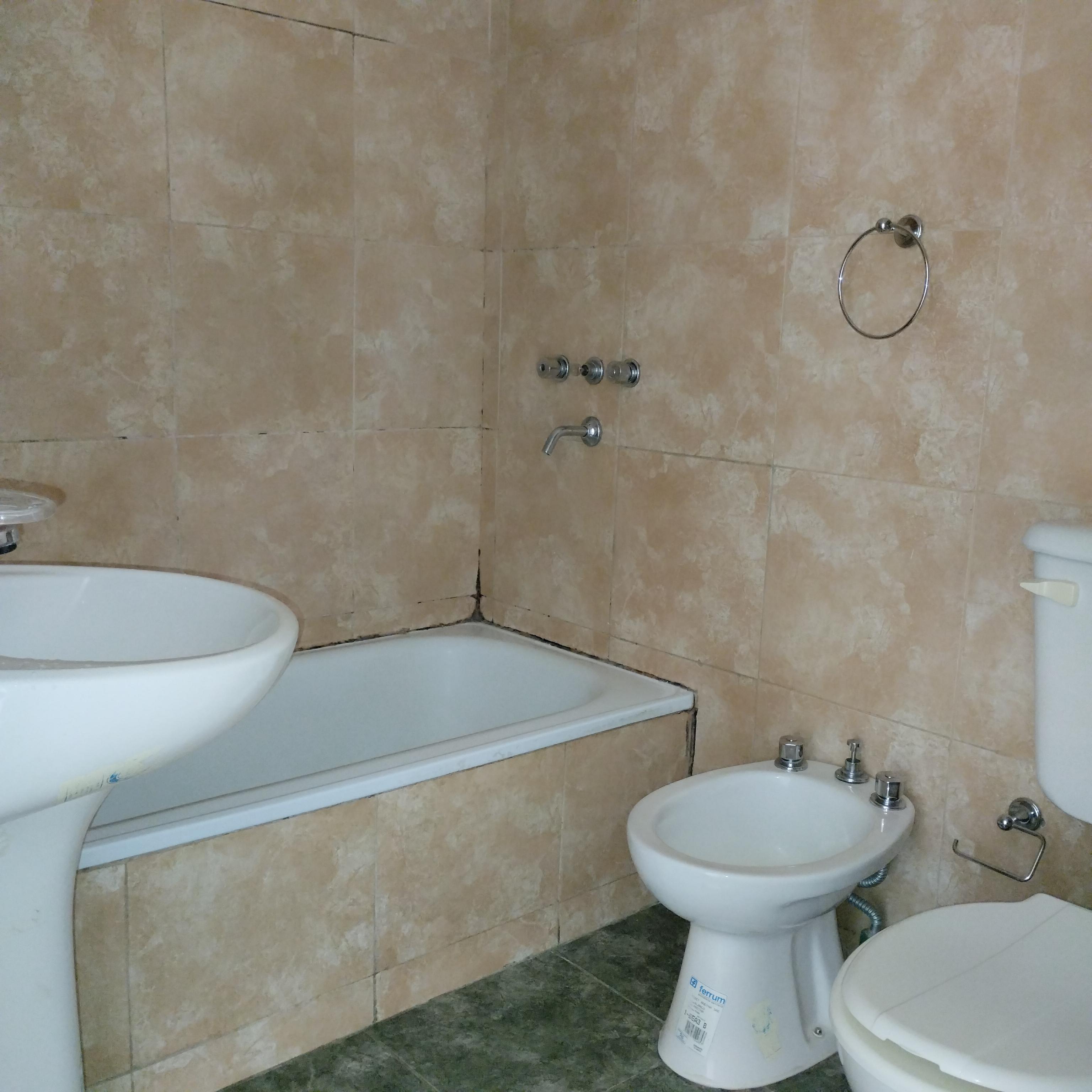 Cofico, depto 1 habit-balcon- excelente ubicación