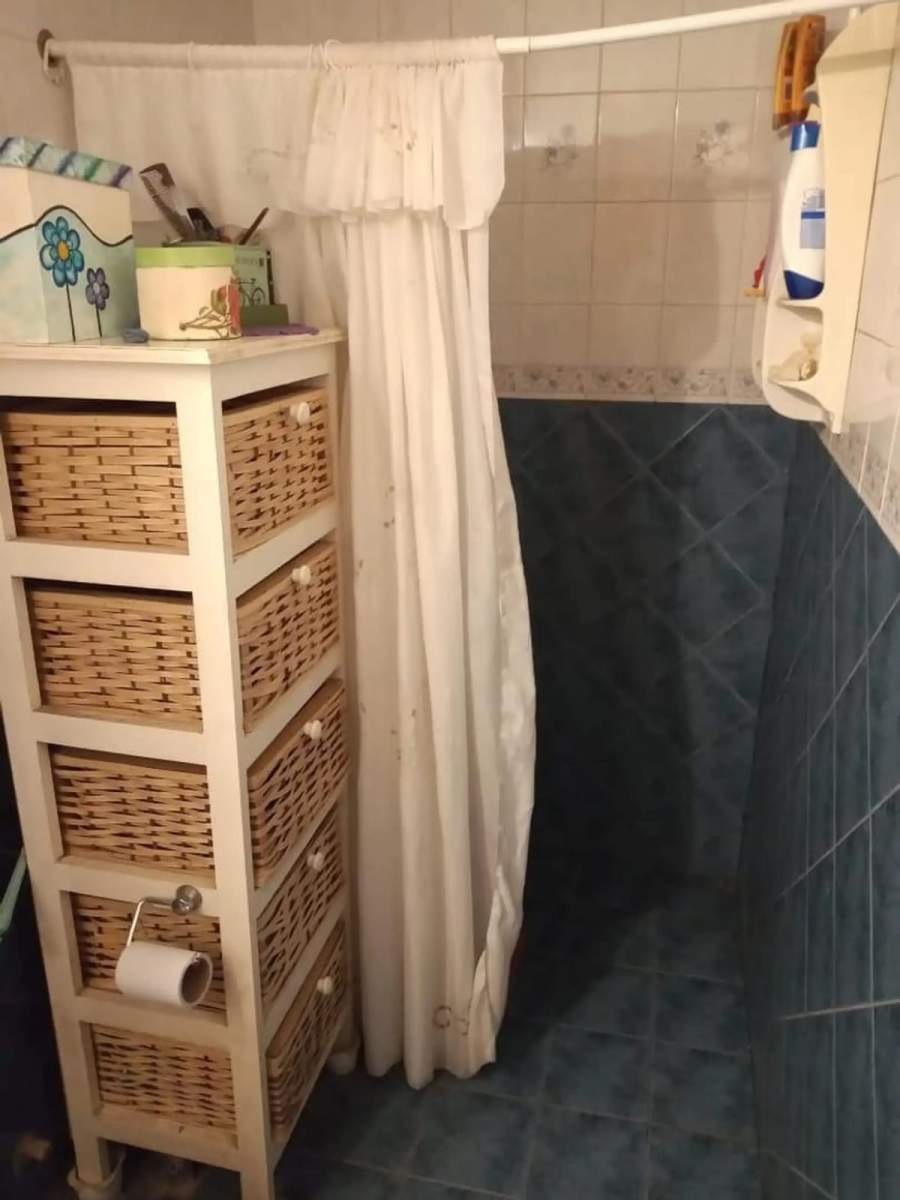 SE VENDE CASA  MONOAMBIENTE EN B LAS DALIAS