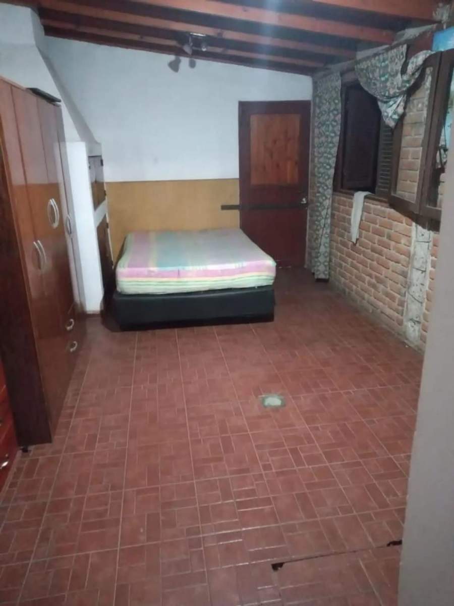 SE VENDE CASA  MONOAMBIENTE EN B LAS DALIAS