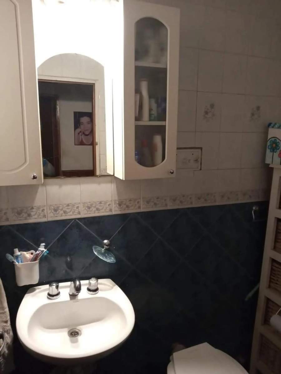 SE VENDE CASA  MONOAMBIENTE EN B LAS DALIAS