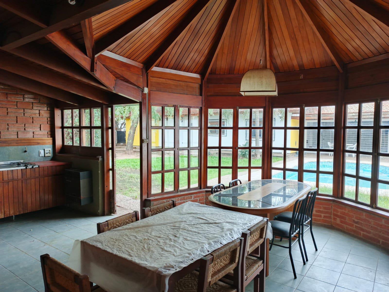 CASA EN ALQUILER GRANJA DE FUNES 3 DORM, PILETA QUINCHO Y GRAN PARQUE