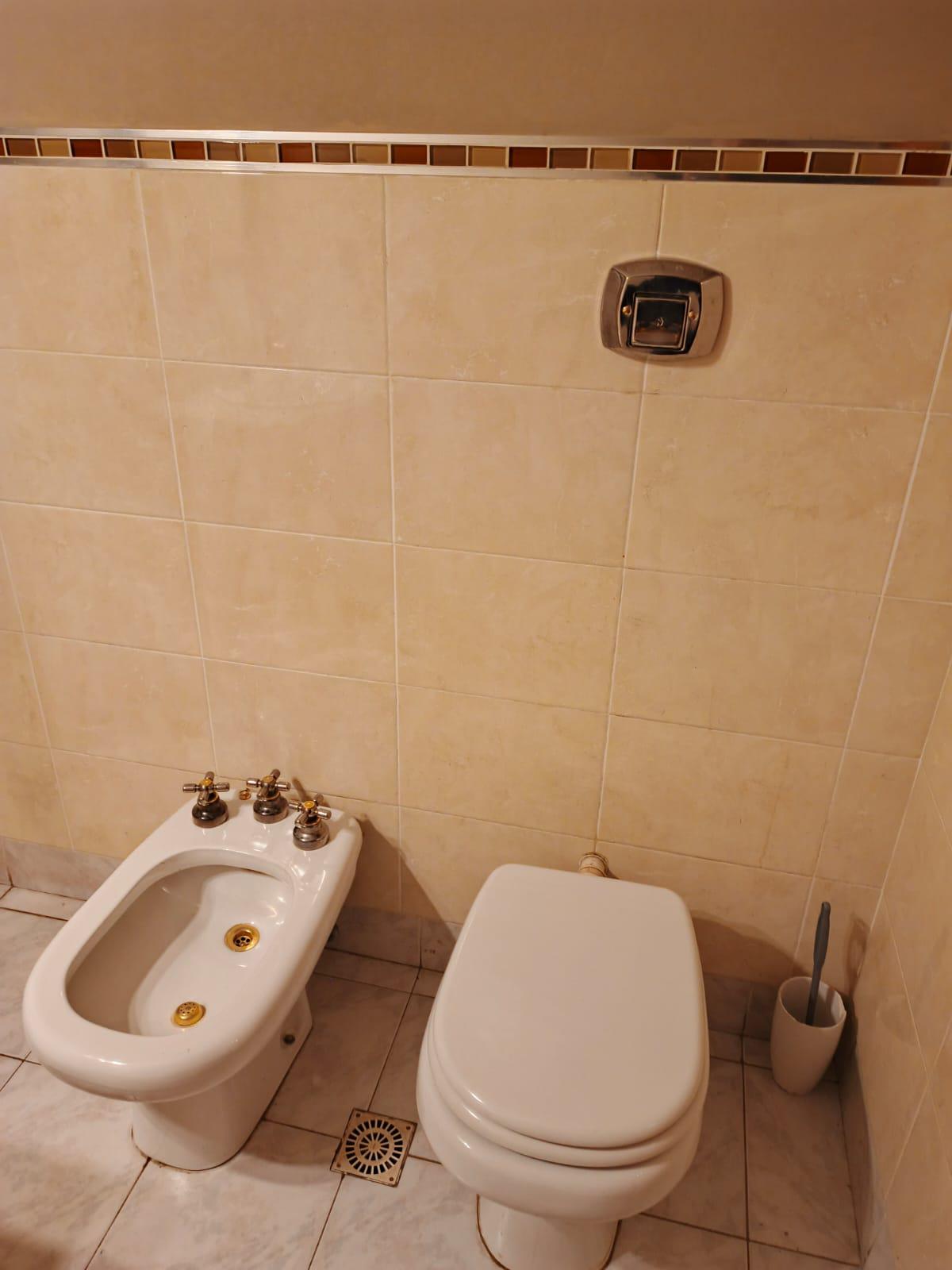 CASA EN ALQUILER GRANJA DE FUNES 3 DORM, PILETA QUINCHO Y GRAN PARQUE