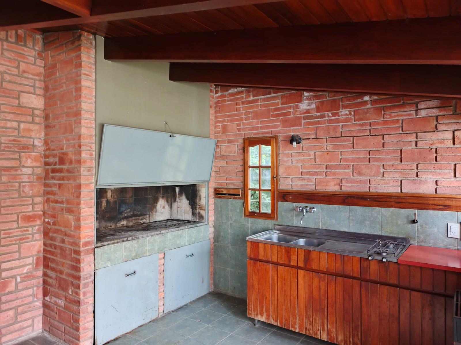 CASA EN ALQUILER GRANJA DE FUNES 3 DORM, PILETA QUINCHO Y GRAN PARQUE