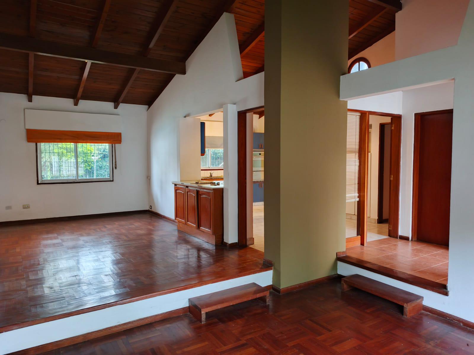 CASA EN ALQUILER GRANJA DE FUNES 3 DORM, PILETA QUINCHO Y GRAN PARQUE