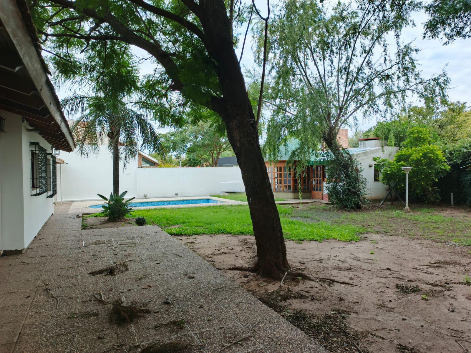 CASA EN ALQUILER GRANJA DE FUNES 3 DORM, PILETA QUINCHO Y GRAN PARQUE