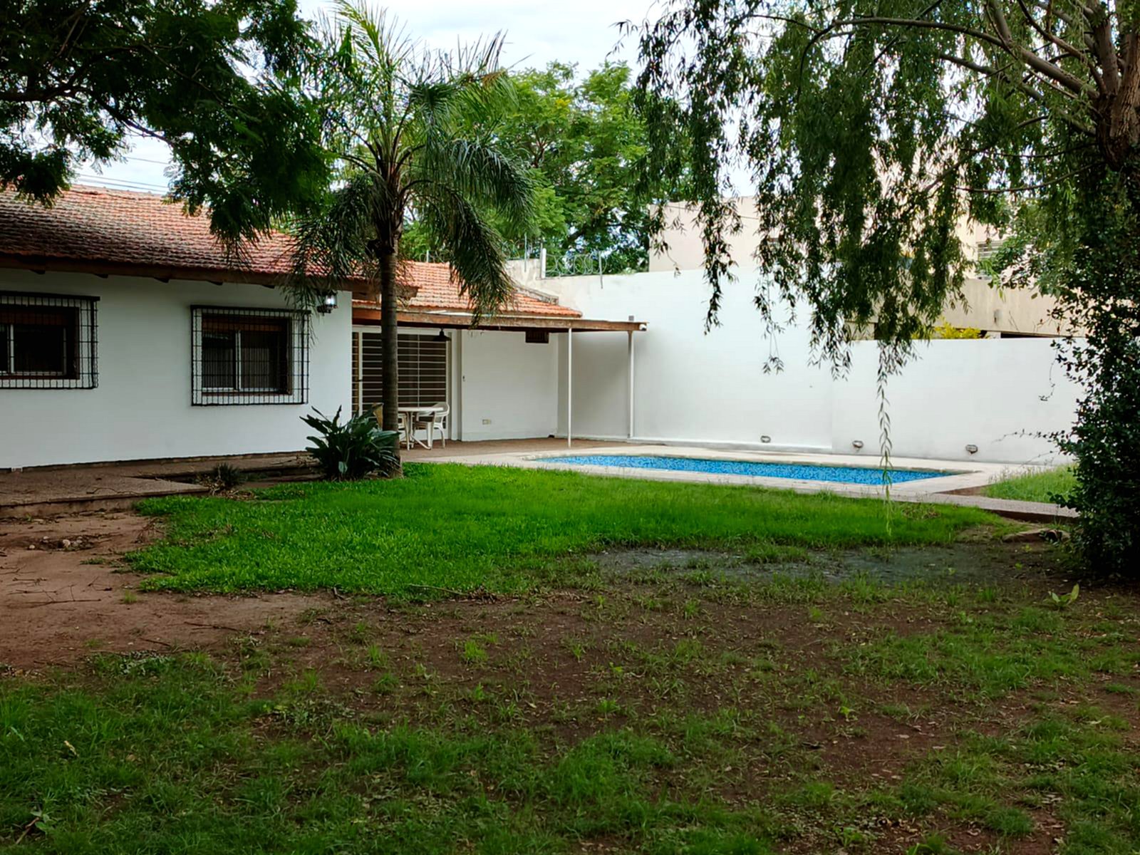 CASA EN ALQUILER GRANJA DE FUNES 3 DORM, PILETA QUINCHO Y GRAN PARQUE