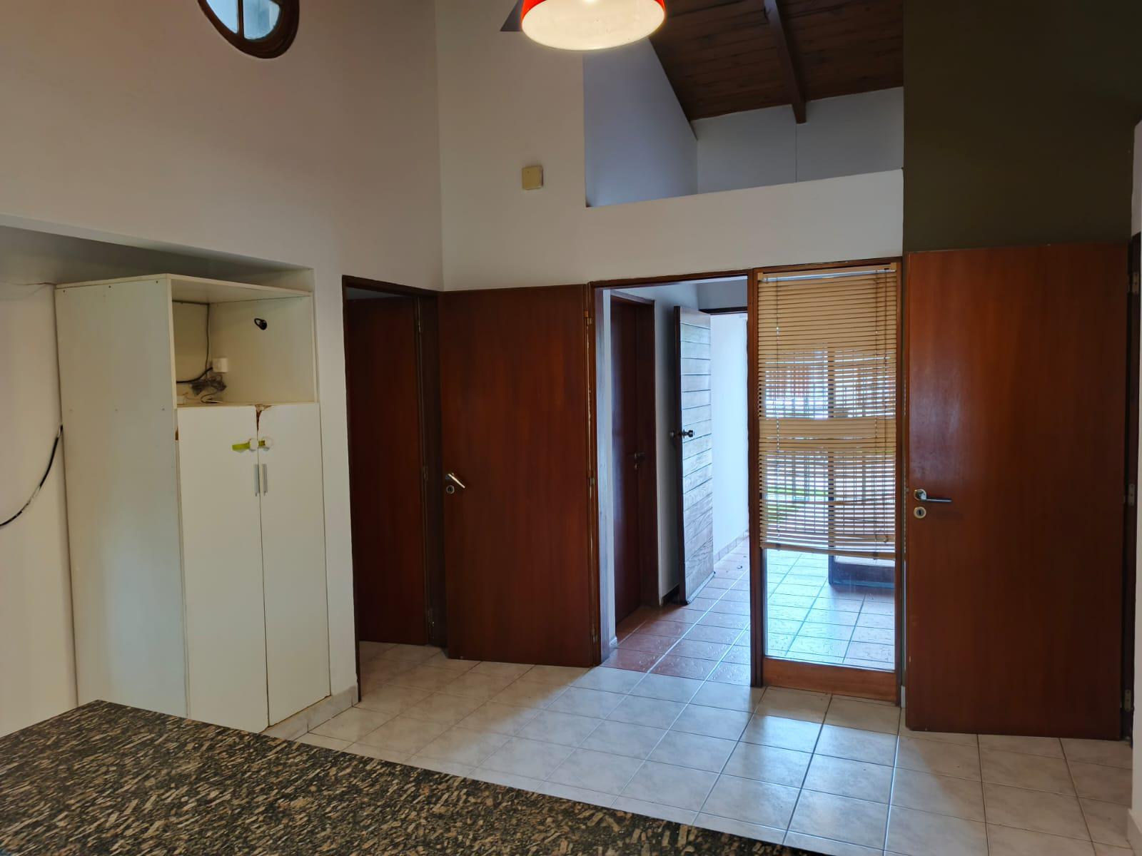 CASA EN ALQUILER GRANJA DE FUNES 3 DORM, PILETA QUINCHO Y GRAN PARQUE