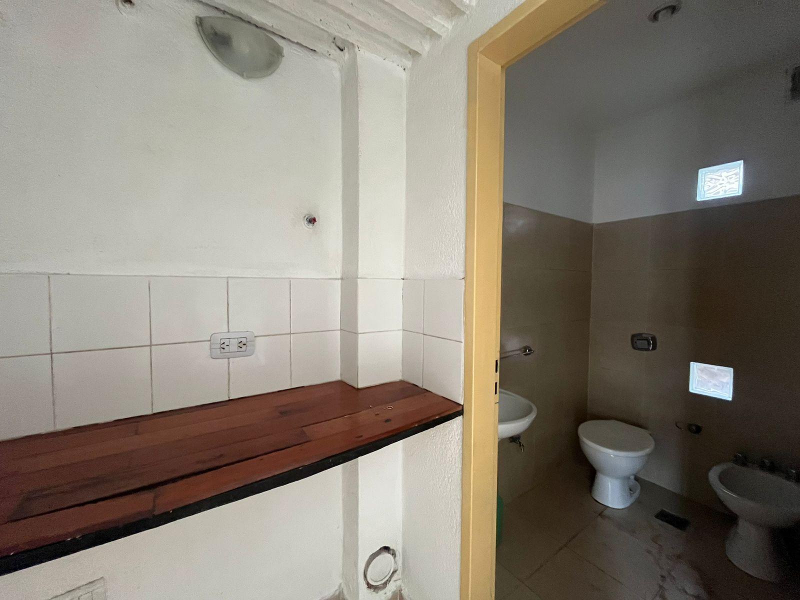 ALQUILO EXCELENTE LOCAL COMERCIAL SIN EXPENSAS BELLA VISTA