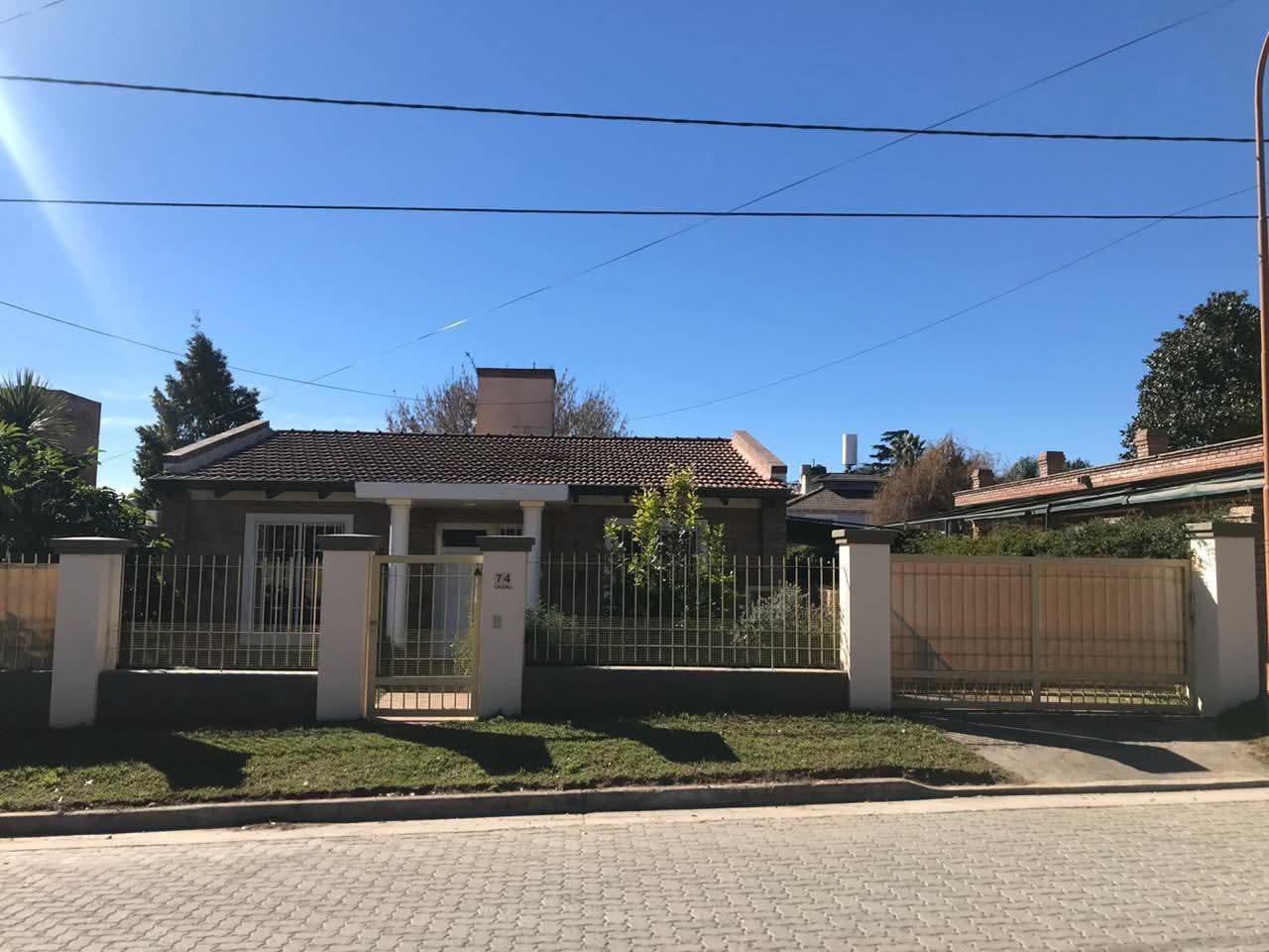 ALQUILER ANUAL CHALET B COSTA AZUL