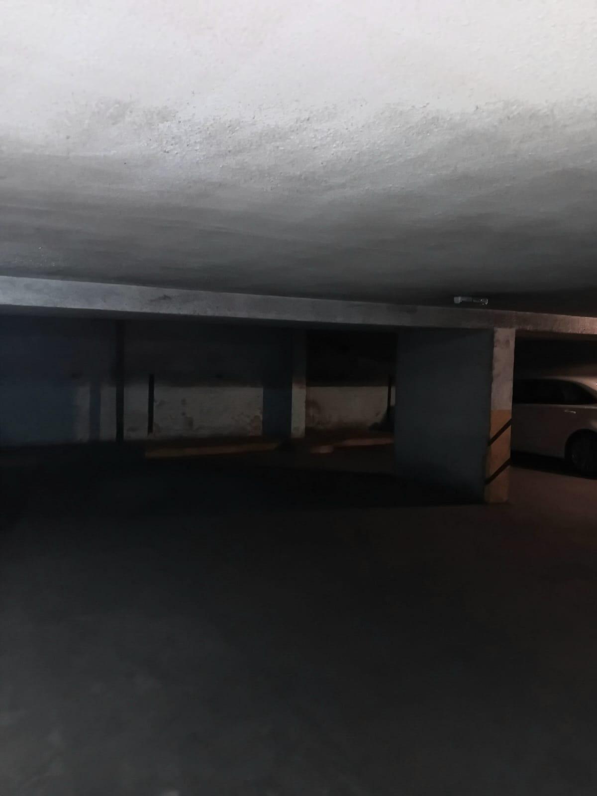 ALQUILER DE COCHERA EN PLENO CENTRO